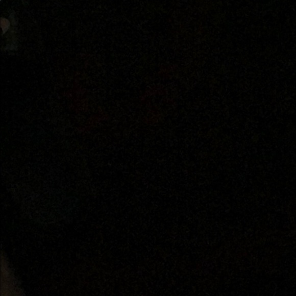 Meet your Posher, Lisa - Picture 1 of 1